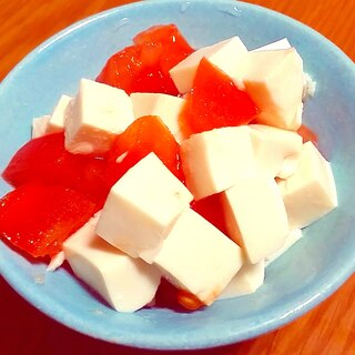 お豆腐とトマトで☆簡単角切りサラダ♪